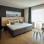 La Des Fleurs Hotel 4*