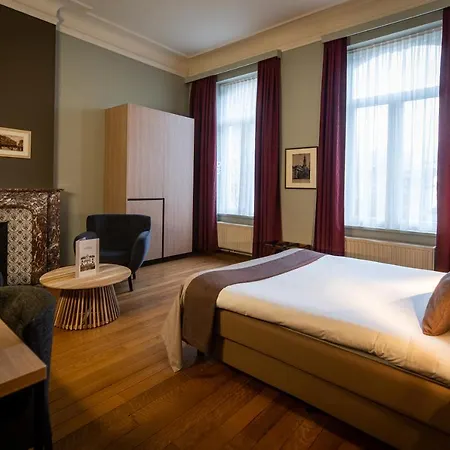 La Des Fleurs Hotel