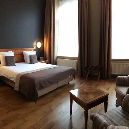 La Des Fleurs Hotel