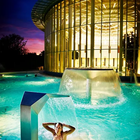 La Des Fleurs Hotel 4*