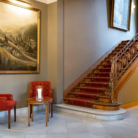 Otel La Des Fleurs 4*