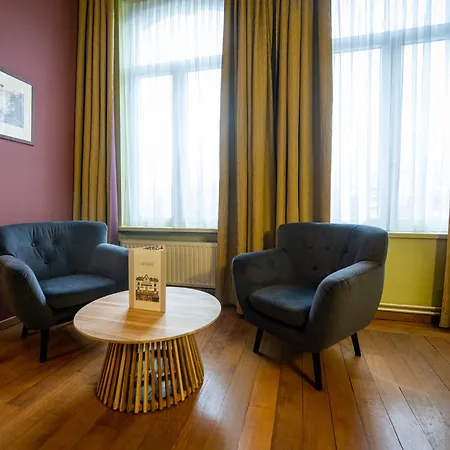 La Des Fleurs Hotel 4*